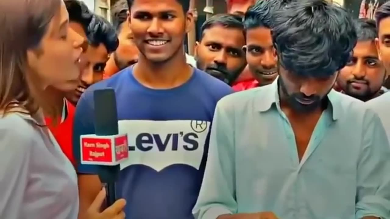 Public Savage Reply To News Reporter🤣🤣😎😎🤣 #savage #reply #funny