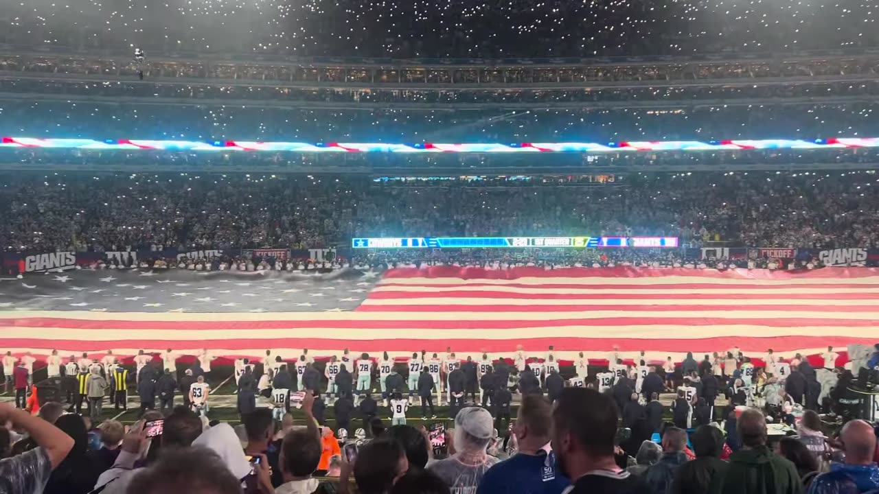 Queen latifah sings national anthem at ny giants home opener 2023