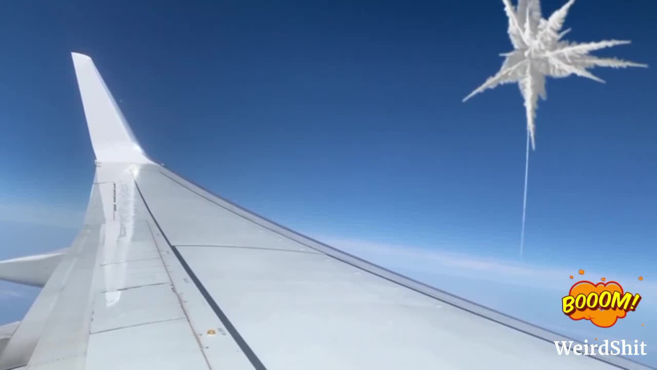 Starship Explosion seen from plane - SpaceX Elon Musk 2nd test flight