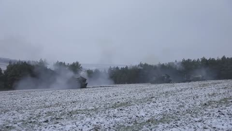 Msta-SM2 artillery systems in action