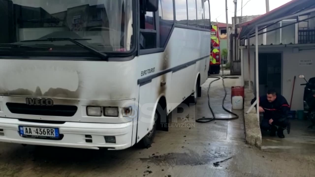 Autobusi ne Berat