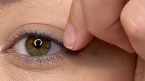 #Eyeliner #tricks ☺️🧡✨.mp4