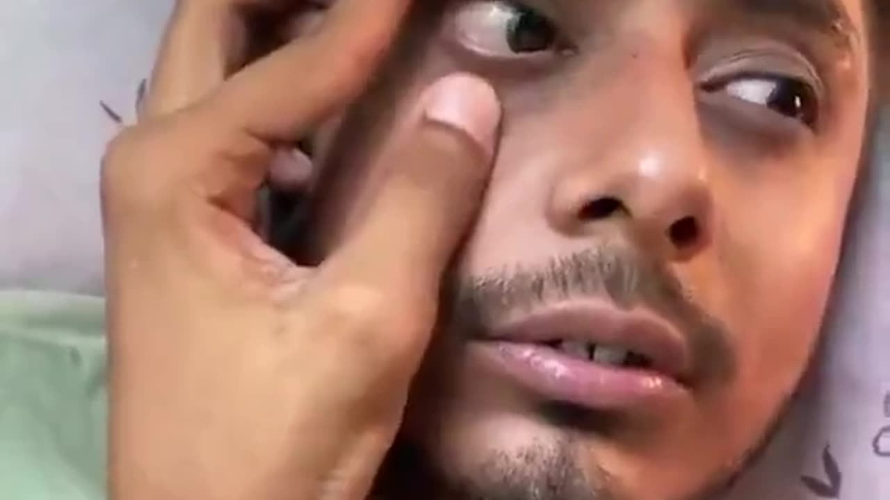 Amazing zoom! Some will say it's fake! 😂