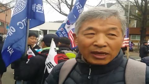 20181118_V3_S02(TJQyGv8W08g)통합집회에 기뻐하시는 애국자 두분 말씀(청와대앞)