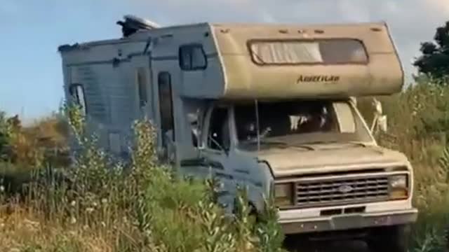 68@ How to NOT pull The Camper WhistlinDiesel