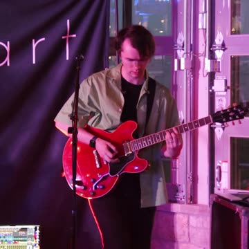 7000 Apart sings No is a nice word at Waverly Beach Bar & Grille