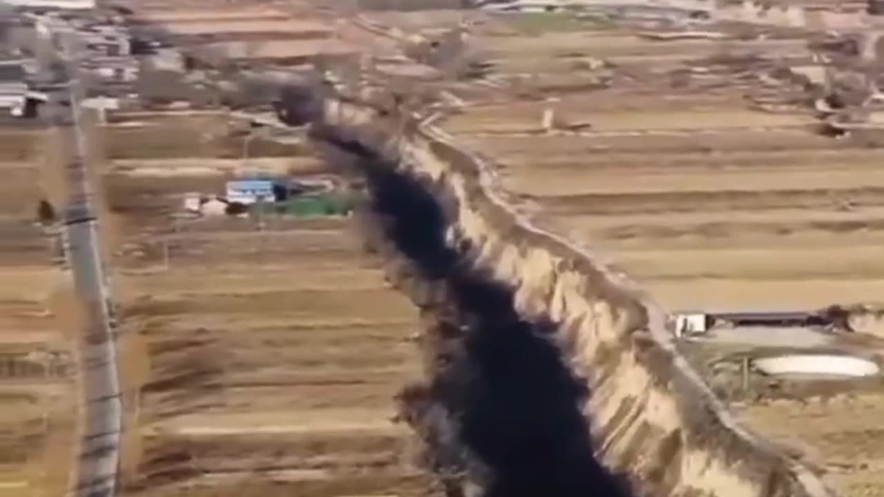 Turkey. Hatay. New video of a 200 km long break in the earth's crust.