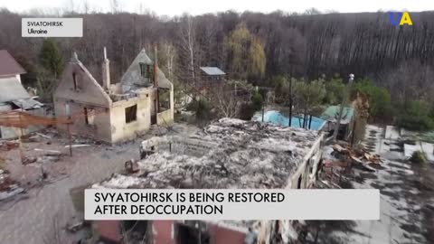 Cemetery of burnt Russian equipment and destroyed houses: what occupiers left in Sviatohirsk