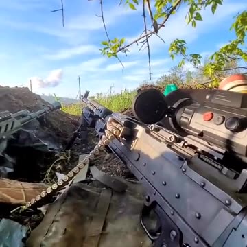 Incredible Footage from Ukrainian M240 Machine Gunner