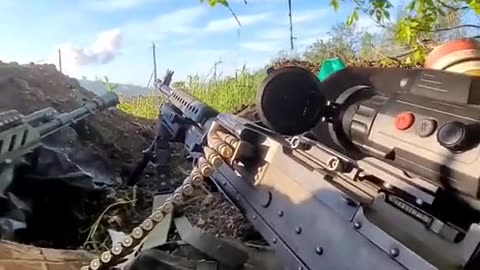 Incredible Footage from Ukrainian M240 Machine Gunner