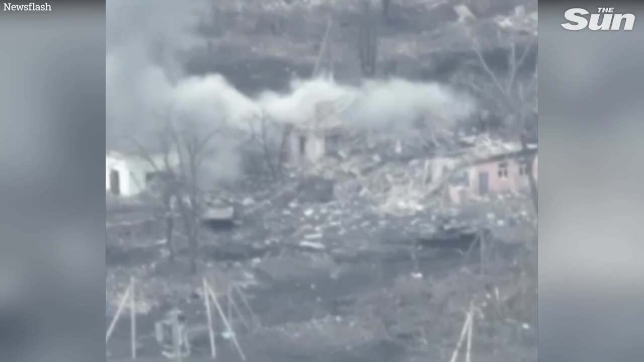 Ukrainian forces crush two hidden Russian tanks in HUGE explosion