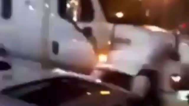 When looting a FedEx truck goes wrong!
