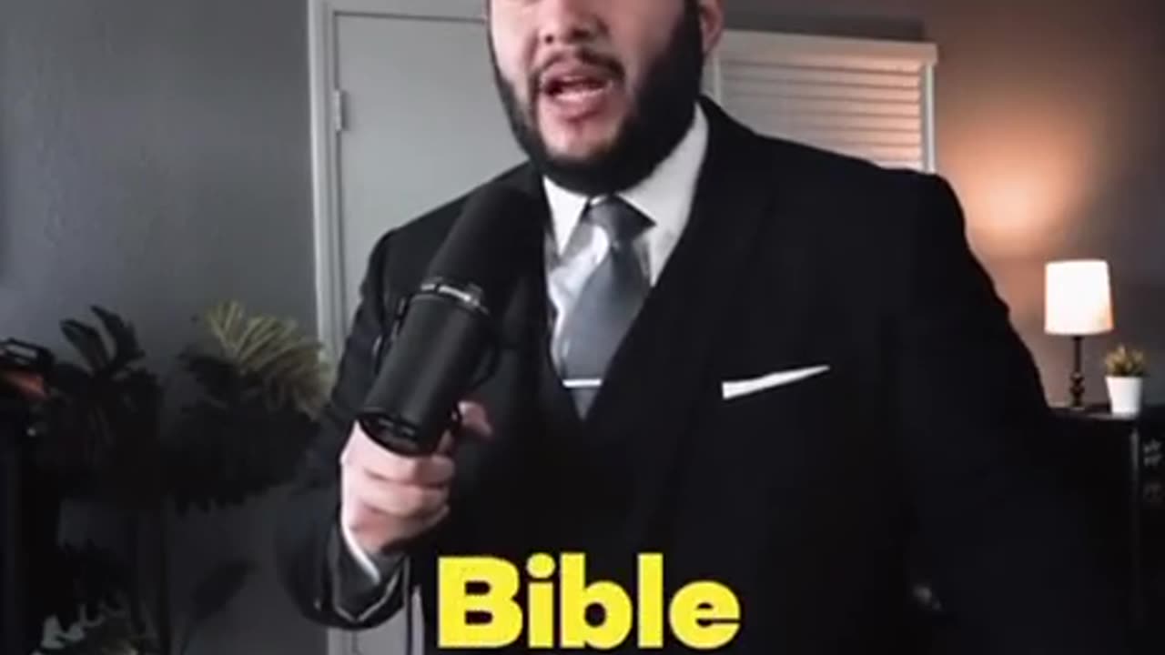 “Christians should NOT wear the Star of David”