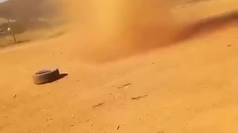 Moto Tornado