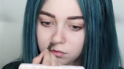 Billie Eilish Transformation Makeup Tutorial