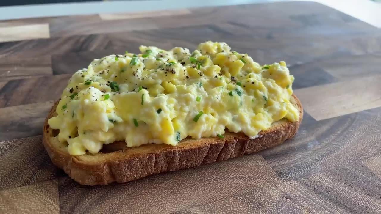 Perfect Scrambled Eggs with Ricotta and Chives (episode 125)