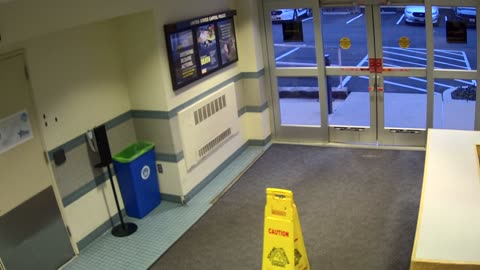 1662HQOB01WestDoor_2021-01-06_07h33min18s573ms.mp4