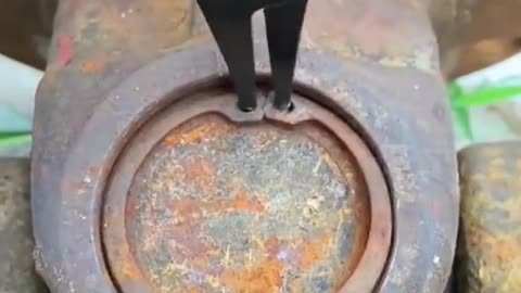 Spring disassembly retaining ring