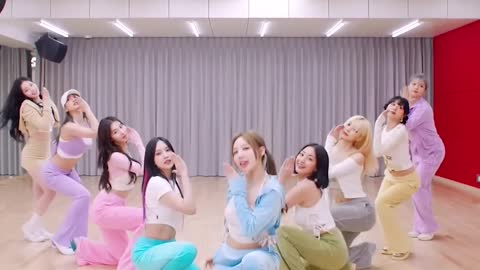 Twice's excitement in doing dance practice