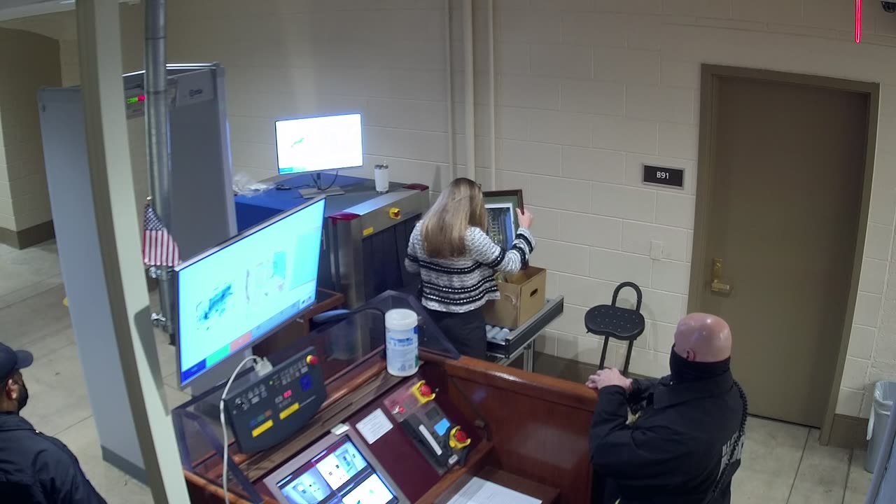 5132CHOBBAGarageScreening1_2021-01-06_08h03min46s517ms.mp4