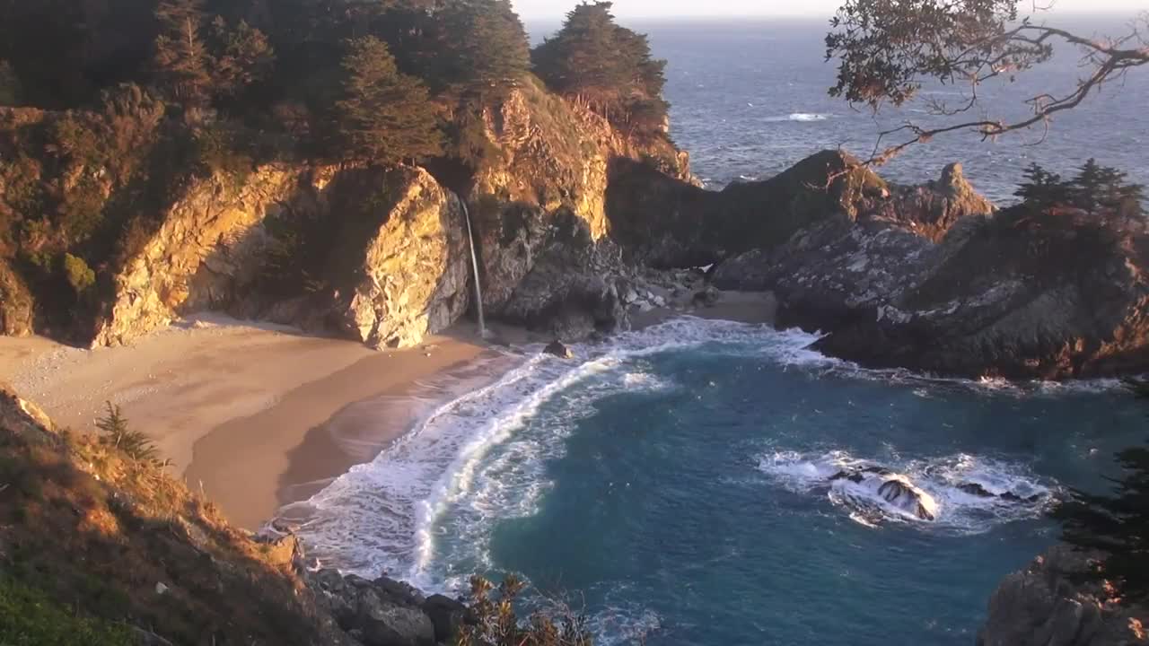 You can fall asleep to the soothing sound of the waves and wake up to 30-degree sunshine.