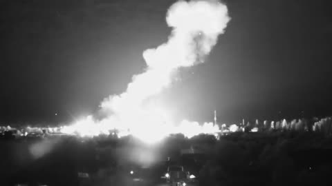 💥 9M542 Rockets Hitting a Ukrainian Ammunition Depot | RCF