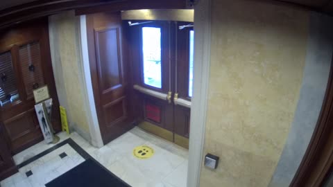 0181USCH01SouthDoorVestibule_2021-01-06_13h20min01s787ms.mp4
