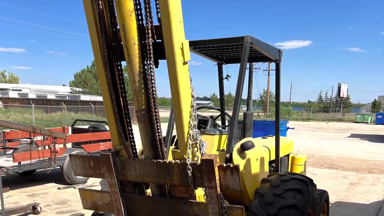 Picked up a cool old John Deere Forklift JD 380 Diesel