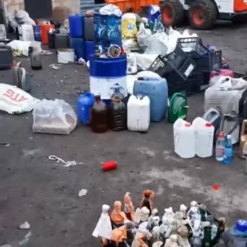 Russia Ukraine War: Ukrainian citizens make weapons