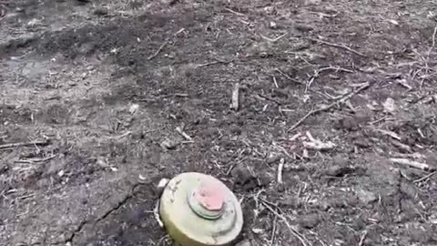 Ukrainians Walk Through Minefield to Take Russian Positions