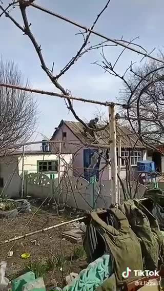 War on the roof! Donbass