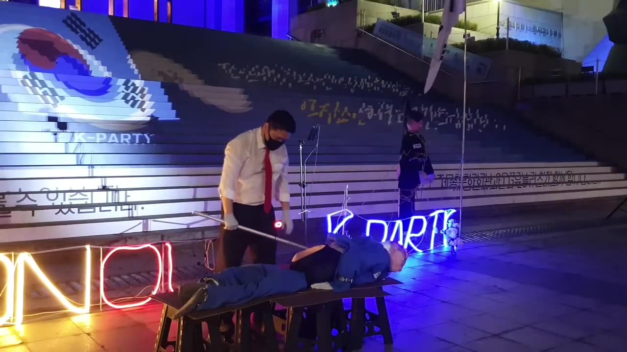 20200506_V3_S02(g5Be-zFCXmg)결국 두 권력찬탈자들의 최후가 광화문광장에서