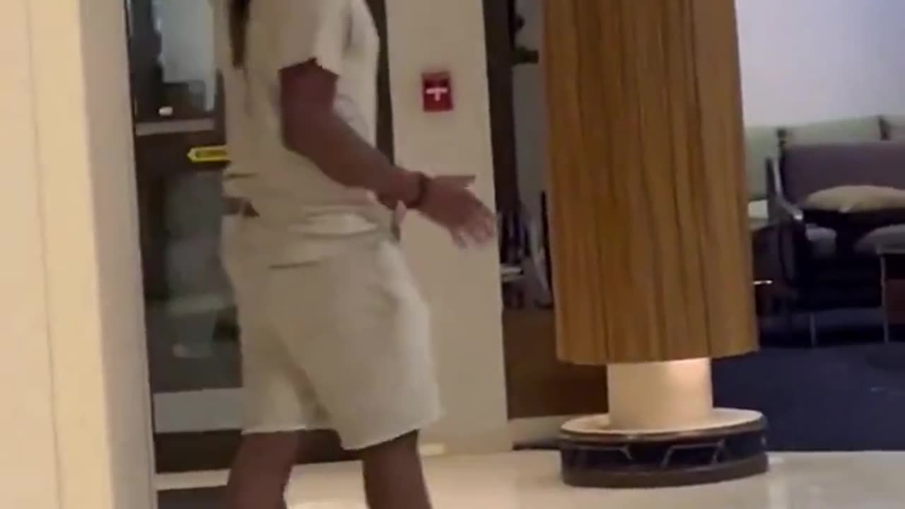 DON'T KICK IN THE DOOR TO A HOTEL 🏨 AND YOU WON'T GET YOUR BELL RUNG