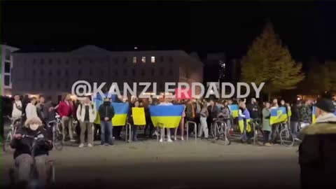 Freie Sachsen skandieren "Nazis raus" gegen Ukrainer