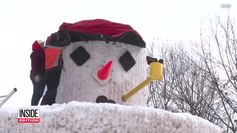 40-Foot-Tall Snowman Greets Winter Visitors to Town