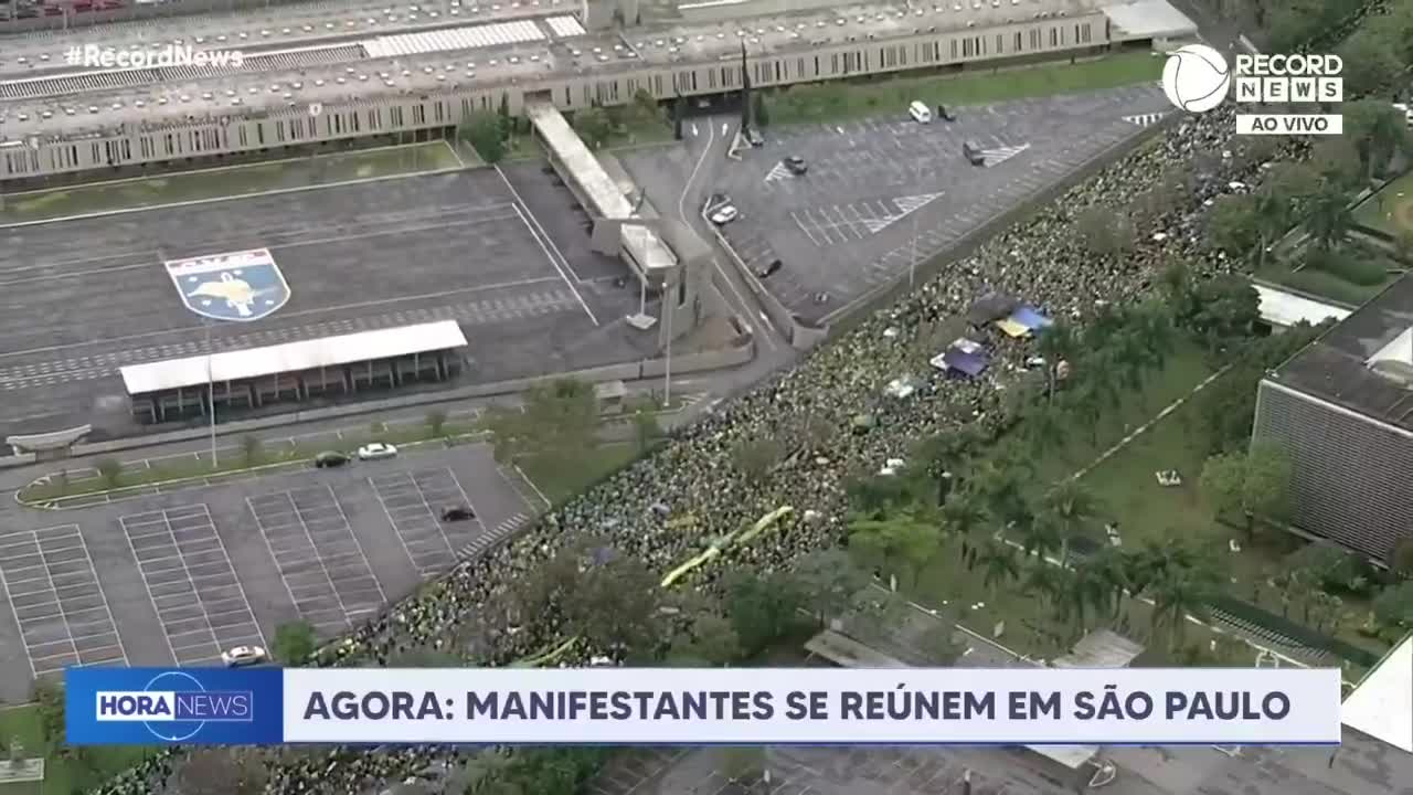 Manifestantes se reúnem em ato contra resultado das eleições em SP
