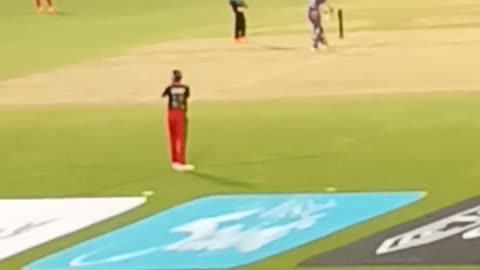 Virat Kohli live