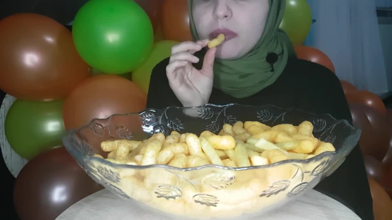 Turkish ASMR | Cheetos Peynirli Fıstıklı Barbekü | No Talking #türkçeasmr #mukbang #yemeksesleri