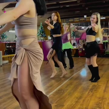 Girl Dance Trending Belly Dance Video Viral