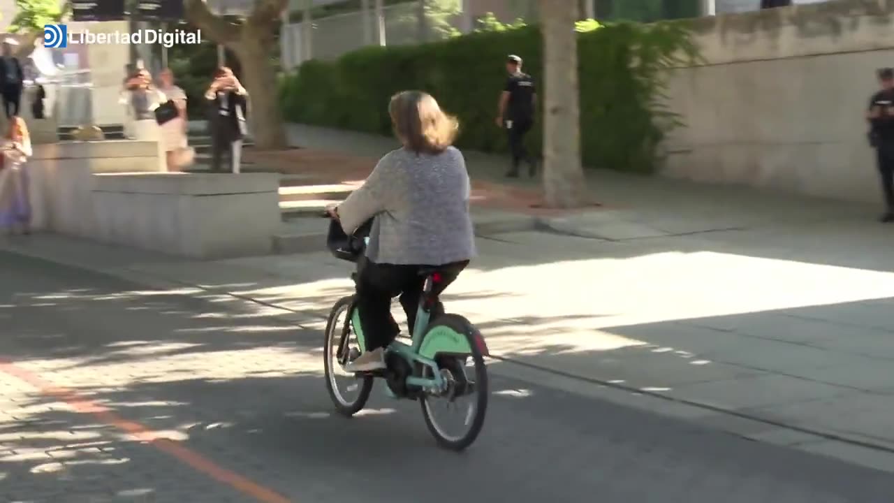 CRAZY: Spanish Socialist Rides Bike To EU Climate Summit After Traveling By Private Jet