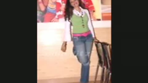 BOLLYWOOD STYLE