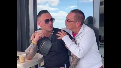 Bros eyes couldn't believe his own eyes 👀