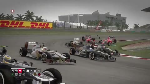 F1 2012 First Corner Crashing