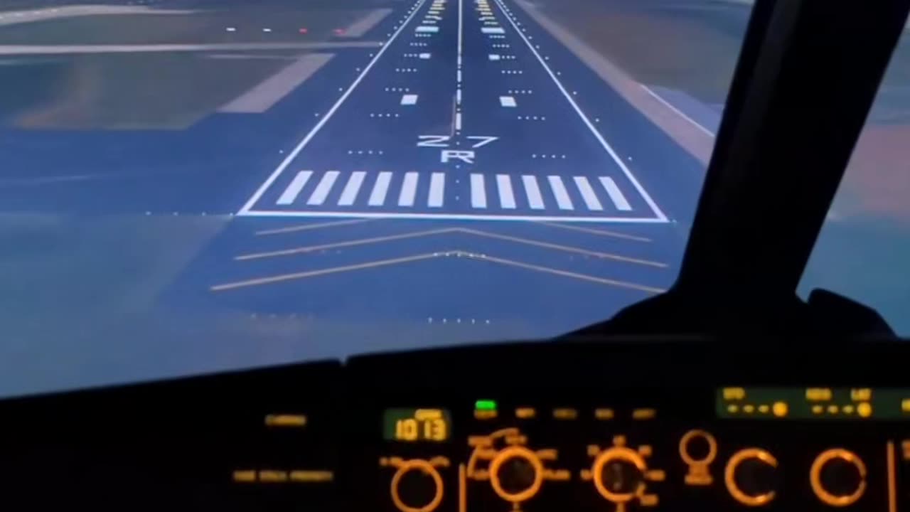 Aircraft smooth landing pilot