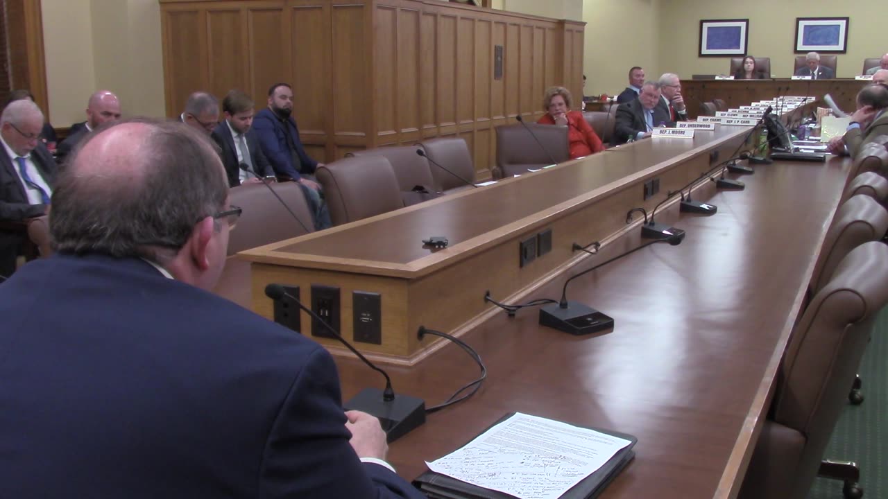 electronics voting machine expert Donnie Scroggins speaks against HB1726