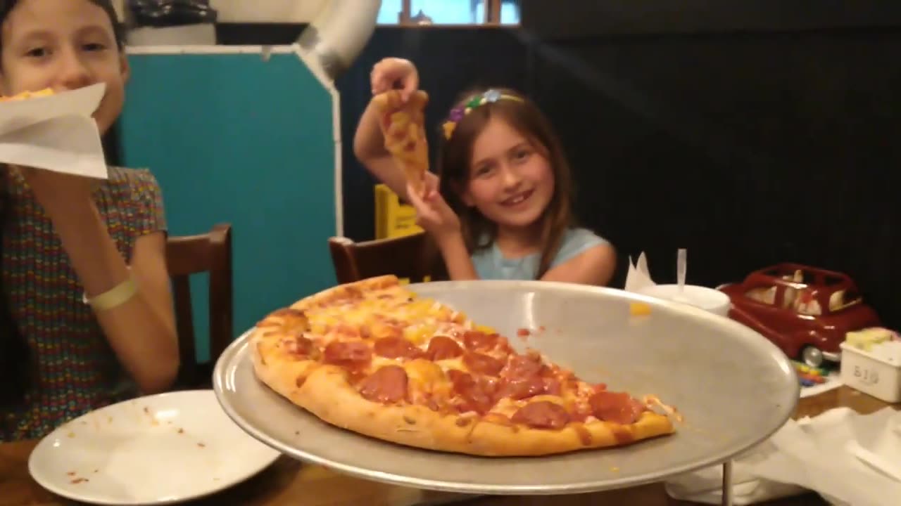 A crunchy pineapple pizza. Yummy for the girls, not for Daddy.