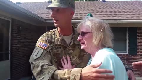 Soldiers reunite with their families #1