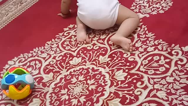 sitting and crawling for the first time at very same day isn't she wonderful