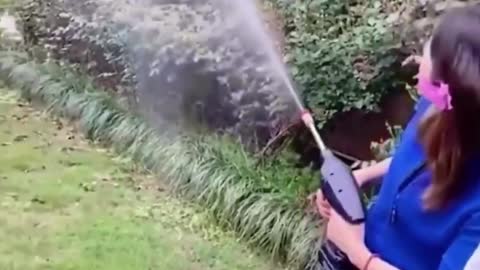 High pressure gun
