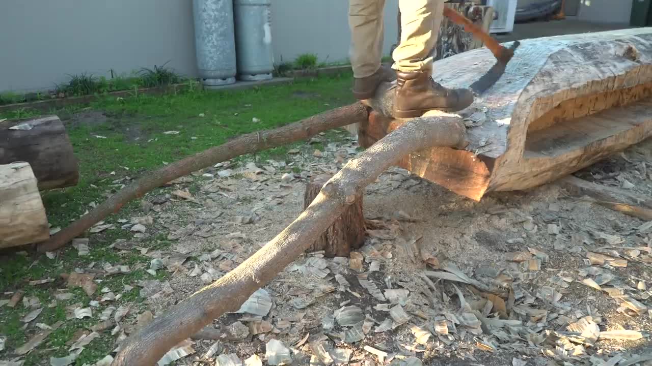 DUGOUT CANOE BUILD - Timelapse, by Outbackmike